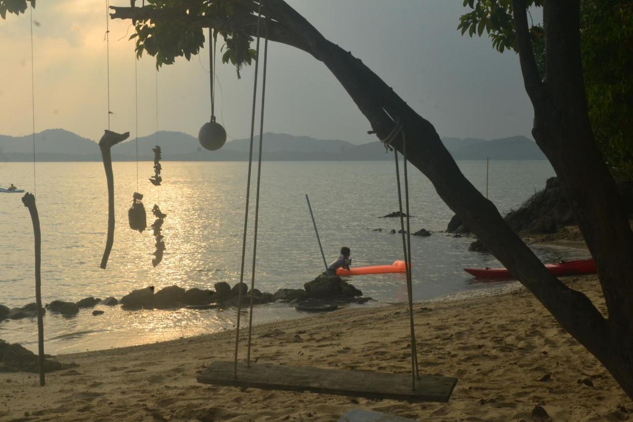 Camp Hadee Koh Yao Noi Hotel Exterior photo